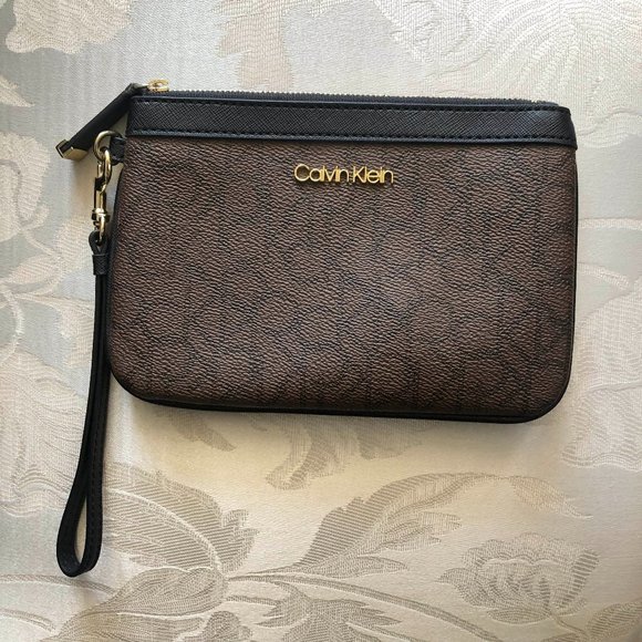 Calvin Klein Monogram Wristlet - Picture 1 of 3